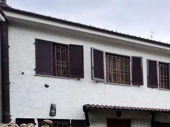 Foto Semindipendente in Vendita a Ponzone
