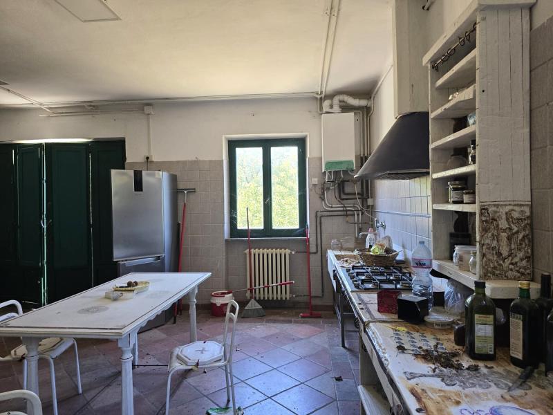 Foto Villa in Vendita a San Venanzo