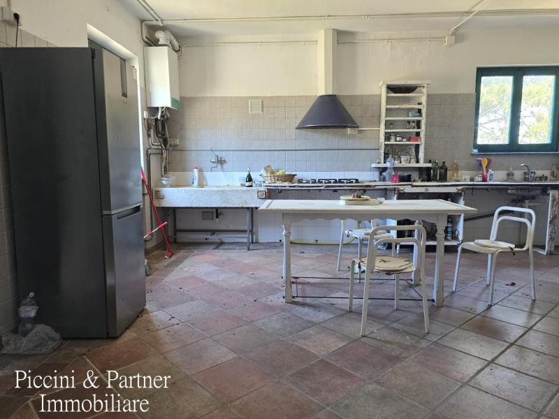 Foto Villa in Vendita a San Venanzo
