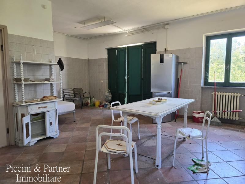 Foto Villa in Vendita a San Venanzo