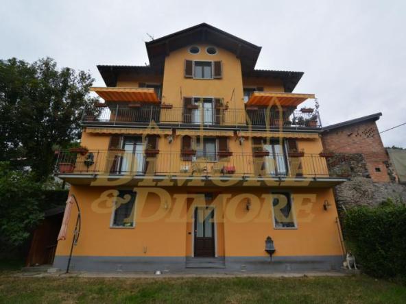 Foto Villa in Vendita a Cossogno