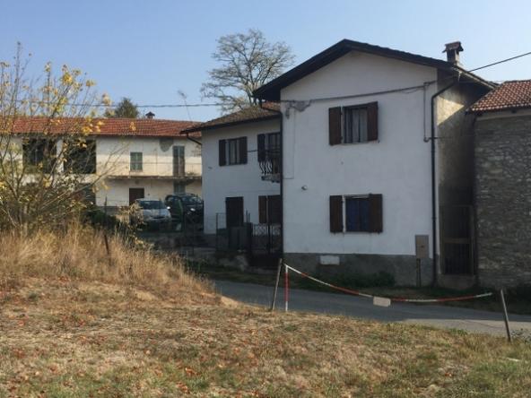 Foto Porzione di casa in Vendita a Pareto