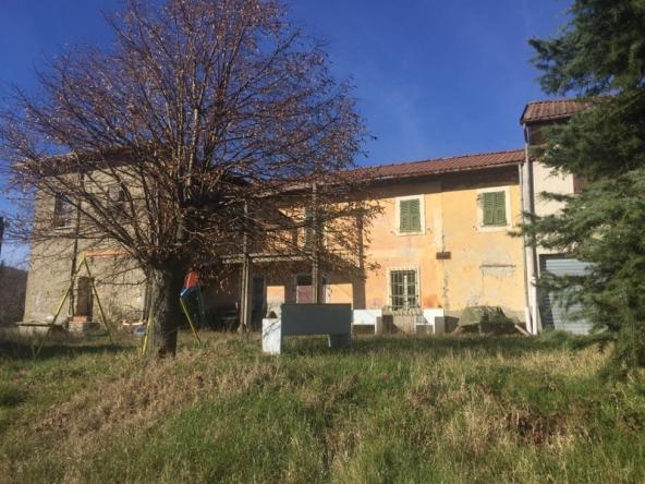 Foto Semindipendente in Vendita a Mioglia