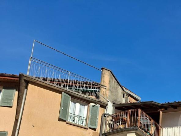 Foto casa-indipendente in Vendita a Monasterolo del Castello