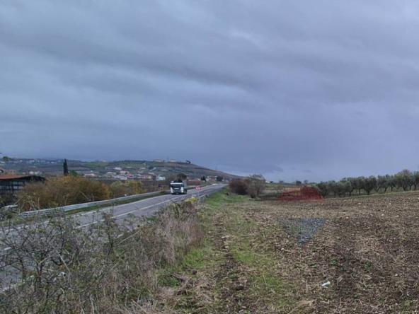 Foto terreno-residenziale in Vendita a Flumeri