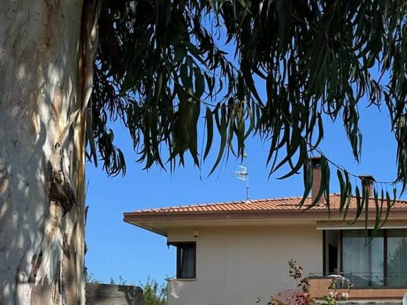 Foto villa in Vendita a Montaquila