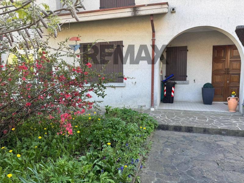 Foto appartamento in Vendita a Pellegrino Parmense