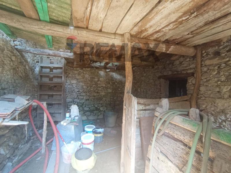Foto semi_detached_house in Vendita a Coreglia Antelminelli
