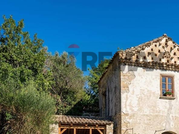 Foto terreno-agricolo in Vendita a Pietracatella