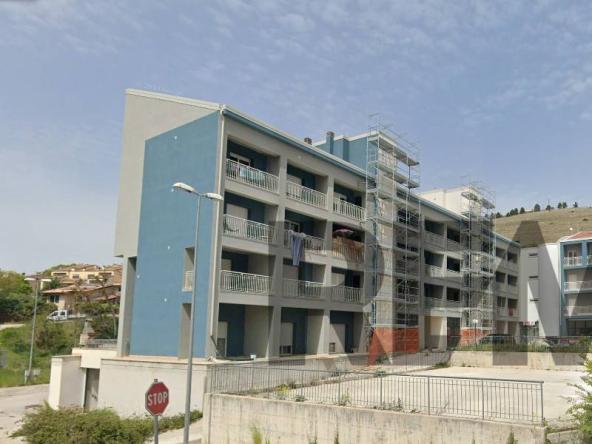 Foto semi_detached_house in Affitto a L'Aquila