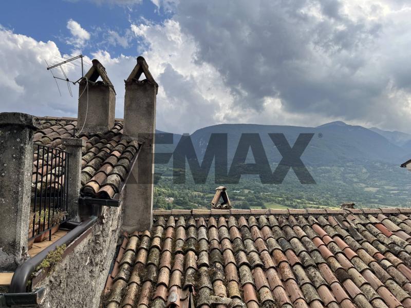 Foto casa-indipendente in Vendita a Barrea