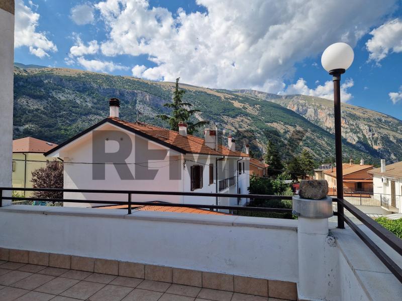 Foto appartamento in Vendita a Lettopalena