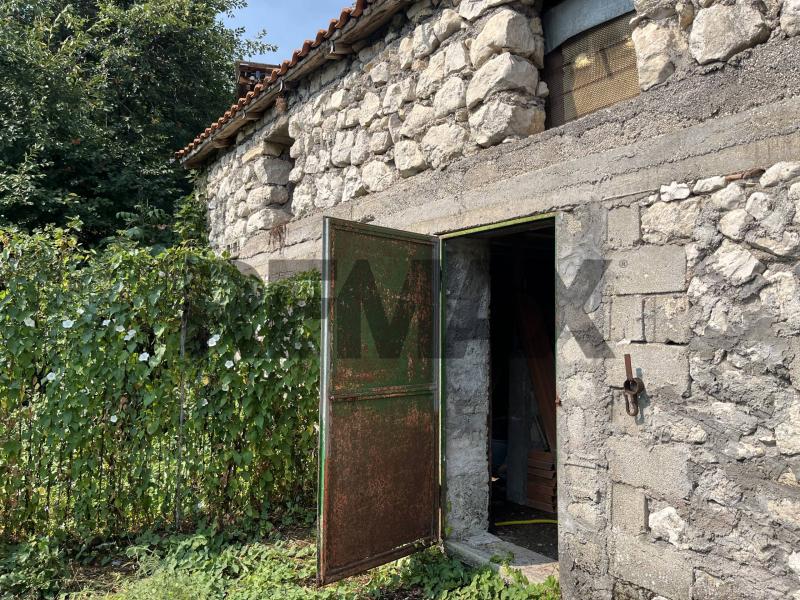 Foto rustico-casale-corte in Vendita a Civitella Alfedena