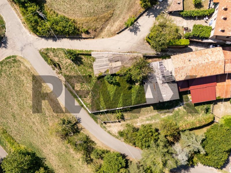 Foto terreno-residenziale in Vendita a Neviano degli Arduini