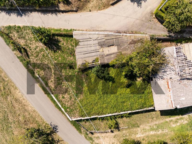 Foto terreno-residenziale in Vendita a Neviano degli Arduini