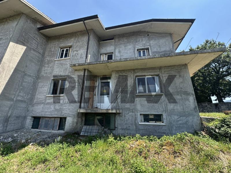Foto appartamento in Vendita a Roccasicura