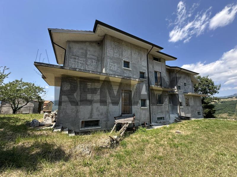 Foto appartamento in Vendita a Roccasicura