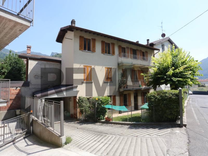 Foto casa-indipendente in Vendita a San Pellegrino Terme