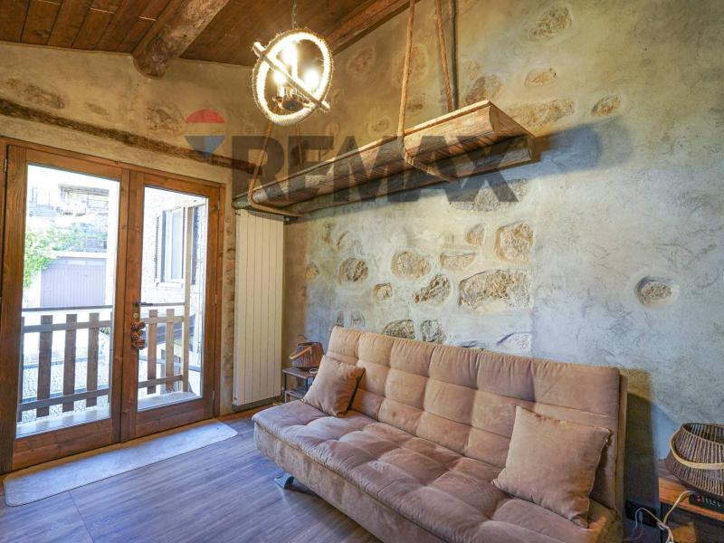 Foto semi_detached_house in Vendita a San Pellegrino Terme