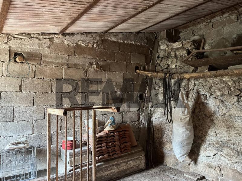 Foto rustico-casale-corte in Vendita a Civitella Alfedena