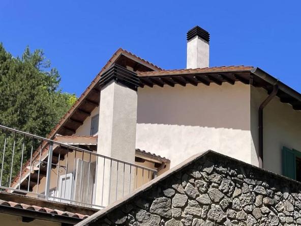 Foto villa in Vendita a Preci