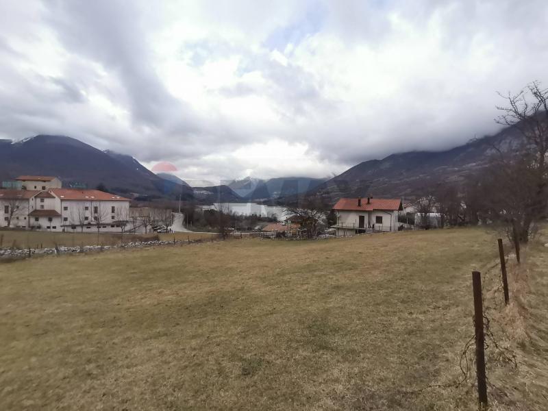 Foto terreno-residenziale in Vendita a Barrea