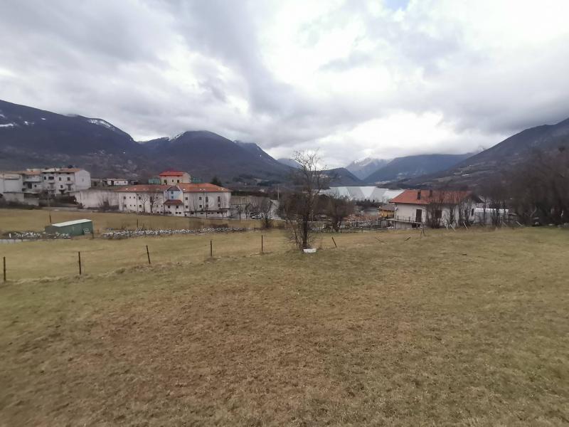 Foto terreno-residenziale in Vendita a Barrea