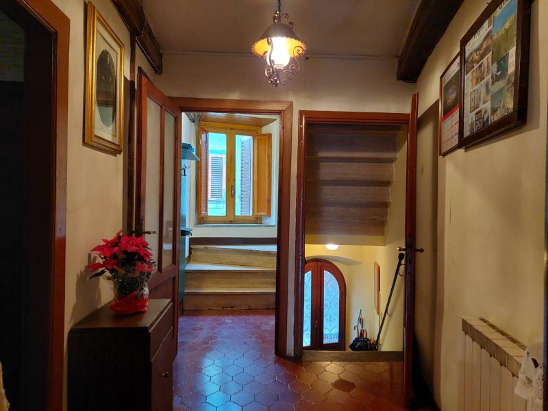 Foto semi_detached_house in Vendita a Coreglia Antelminelli