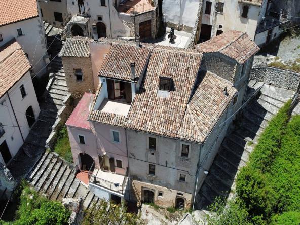 Foto terratetto in Vendita a Caporciano